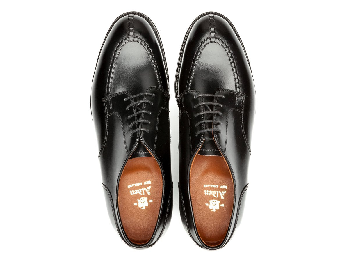 Top view of E width Alden Norwegian split toe blucher shoes in black calf