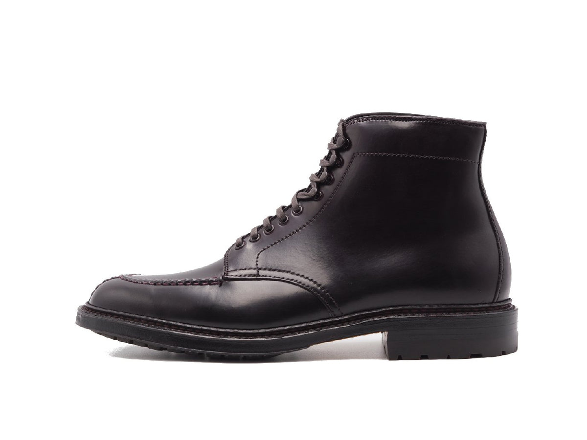 Side view of Alden tanker boot in color 8 shell cordovan