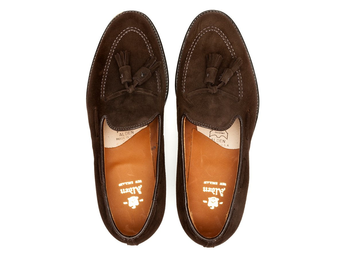Top view of E width Alden tassel moccasin loafer in mocha kid suede