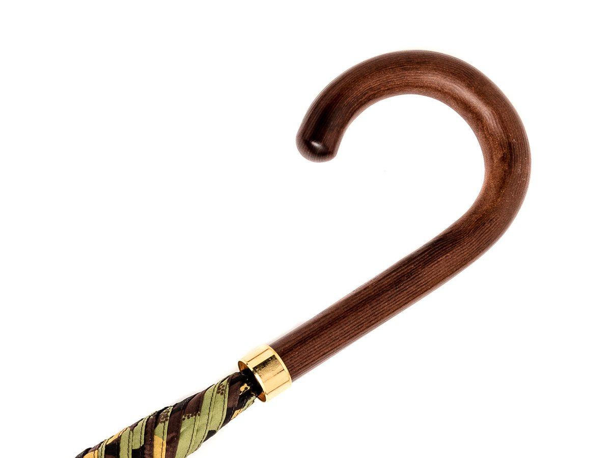 Dark grain wood handle of tube Fox Umbrella with camouflage canopy