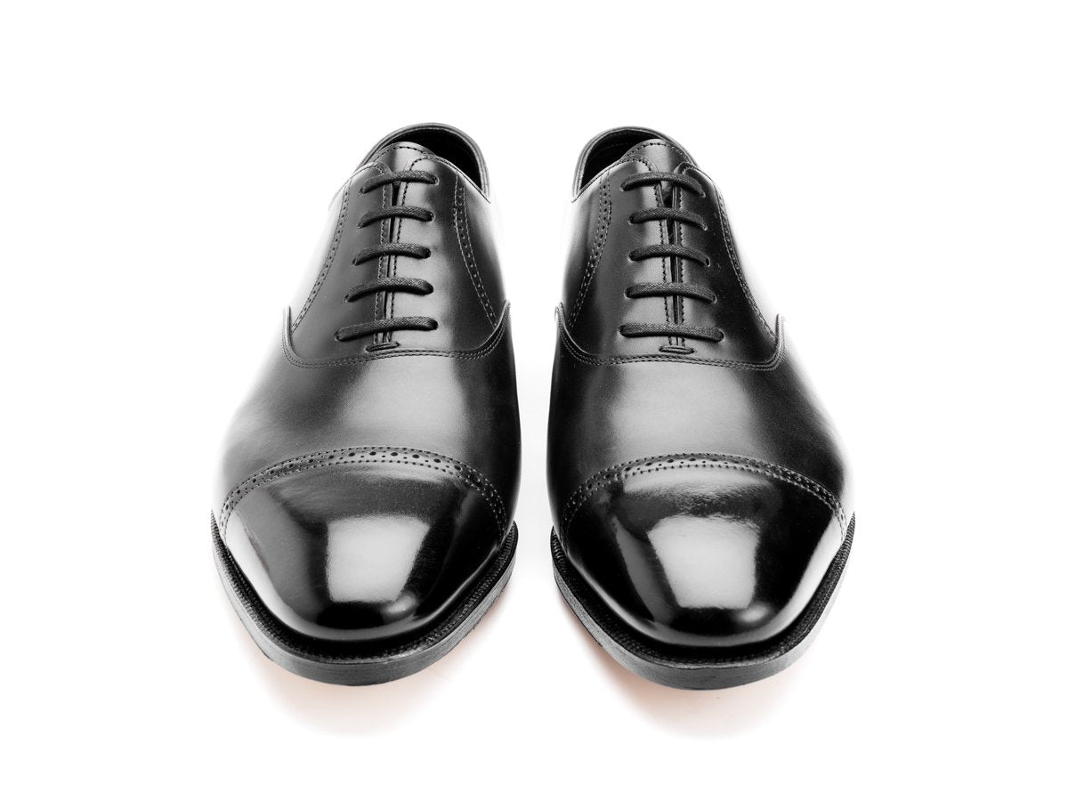 Front view of John Lobb Philip II quarter brogue oxford shoes in black oxford calf
