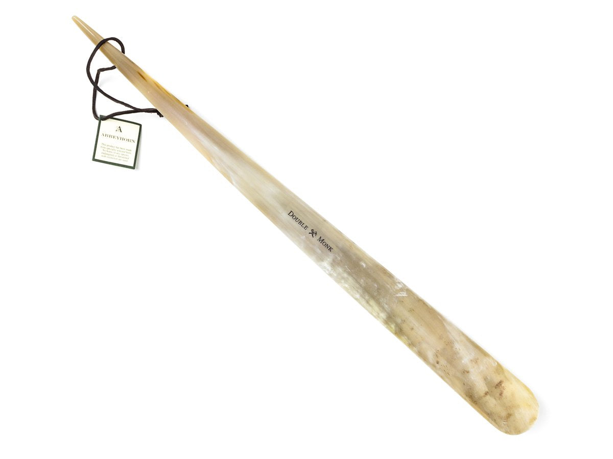 Back view of Abbeyhorn 24 inch tip end shoe horn with light brown variations