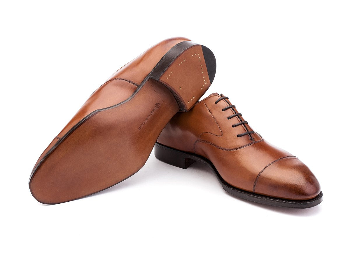 Leather sole of F width Edward Green Chelsea plain captoe oxford shoes in chestnut antique calf