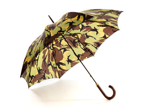 Opened dark grain wood handle tube Fox Umbrella with camouflage canopy